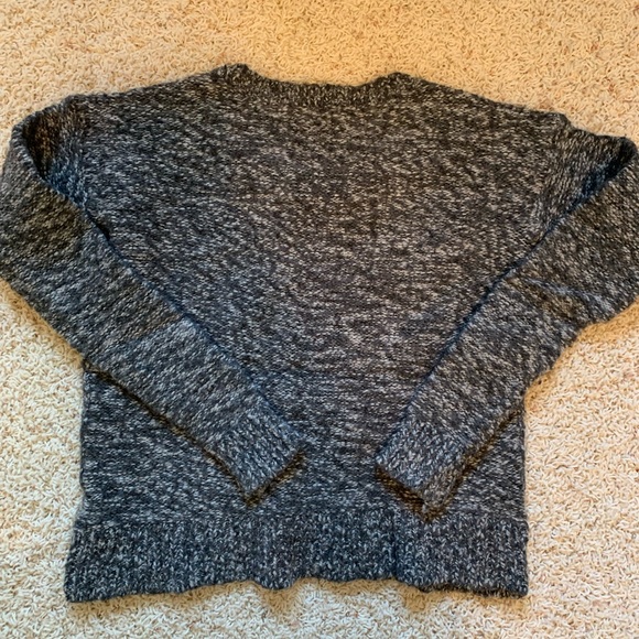 Abercrombie & Fitch Sweater - Picture 6 of 6